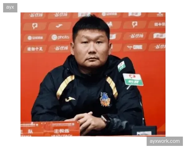 本土主帅刘建业执教能力获认可，带领重庆铜梁龙成最大黑马。